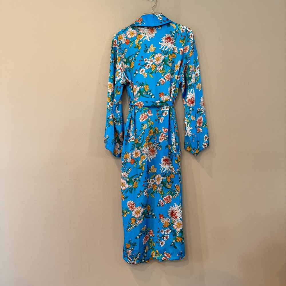 Lulu’s Staycation‎ Floral Print Satin Duster Sz S Robe - Picture 8 of 12